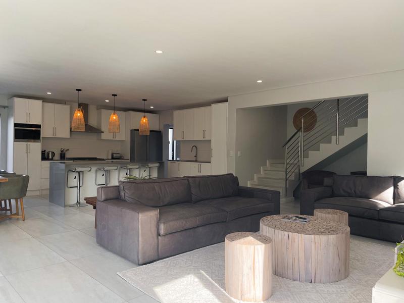 To Let 3 Bedroom Property for Rent in Hout Bay Western Cape